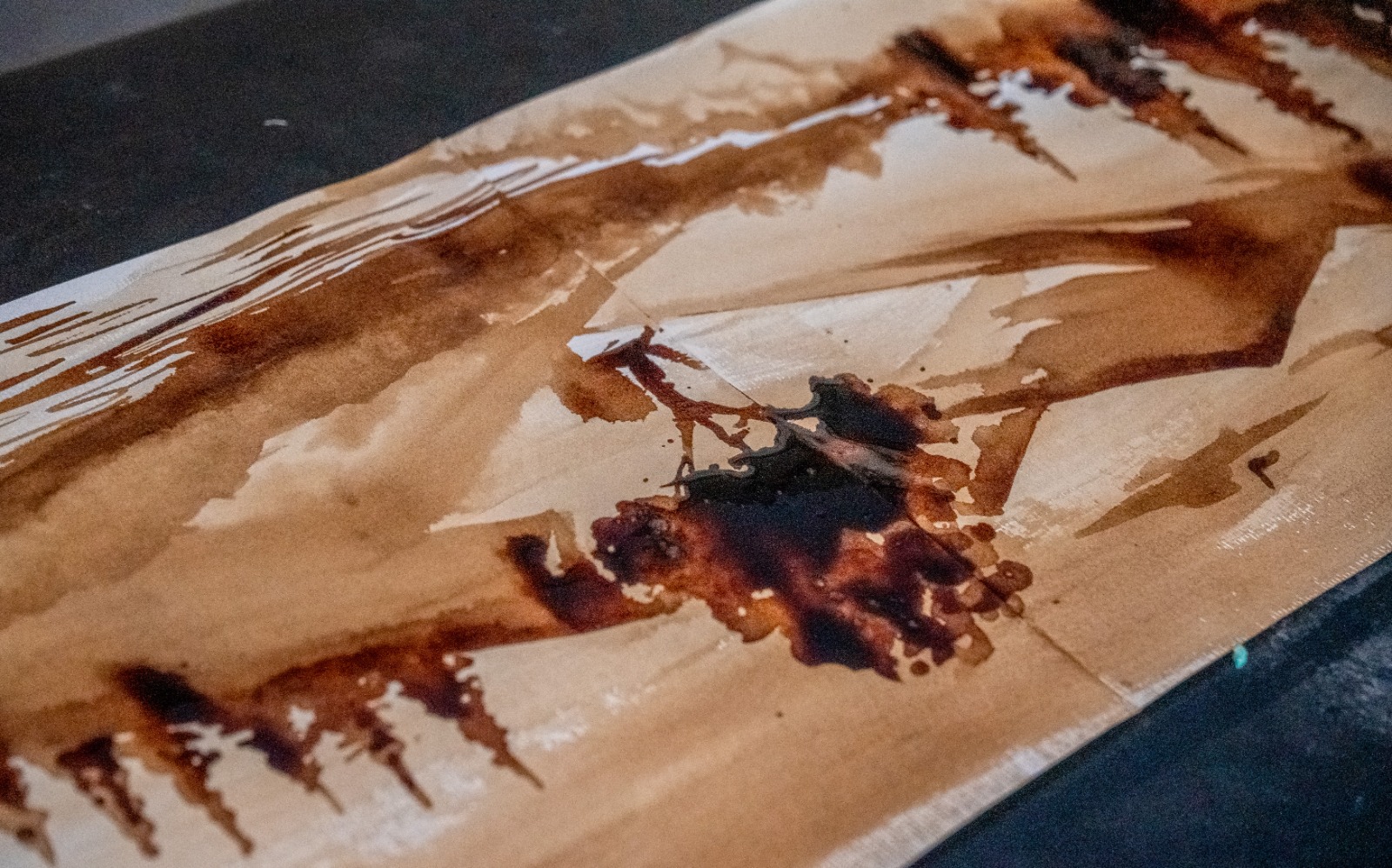UAE Premiere of 45 Coffee Painters' 70-Meter Scroll
